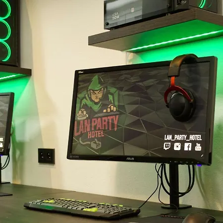 Teambuilding Lan Party Hotel *